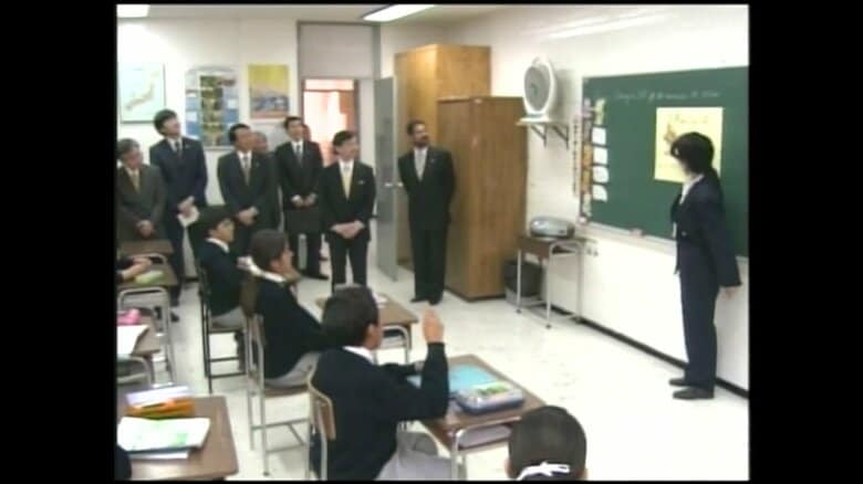 教室で授業の様子もご視察