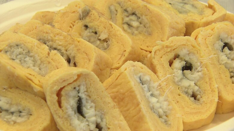 対馬の「黄金アナゴ」の身とだしを使った「だし巻き卵」