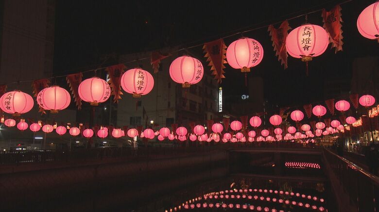 銅座川はピンクのランタン