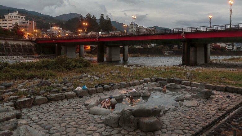 以前の噴泉池の様子。親しまれてきた（画像提供：下呂市）