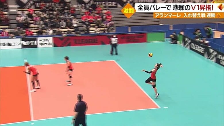伊藤選手のサーブ
