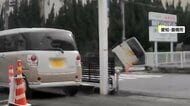 「またか!」“魔の交差点”で信号無視の車にぶつけられた車が宙を舞う…女性ドライバーは無事 愛知・豊橋市