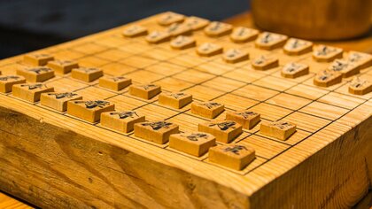 将棋は指さなくても観るだけで面白い！“将棋大好き芸人”が推す、推し棋士づくりのポイントは3つ「師弟・世代・地元」