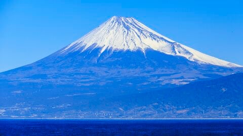 富士山、最後の噴火から319年。もし噴火したら何が起きる？専門家が指摘する溶岩流・火山灰・火砕流の3つの脅威