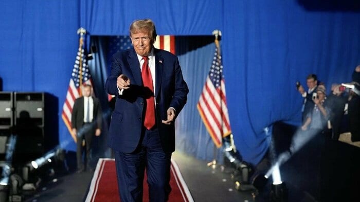 トランプ氏は大統領在任時にはUFO情報の開示を指示したことも