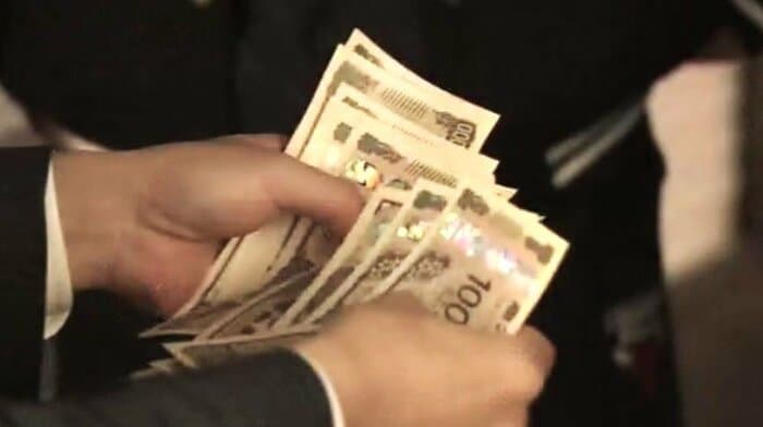 現金での決済