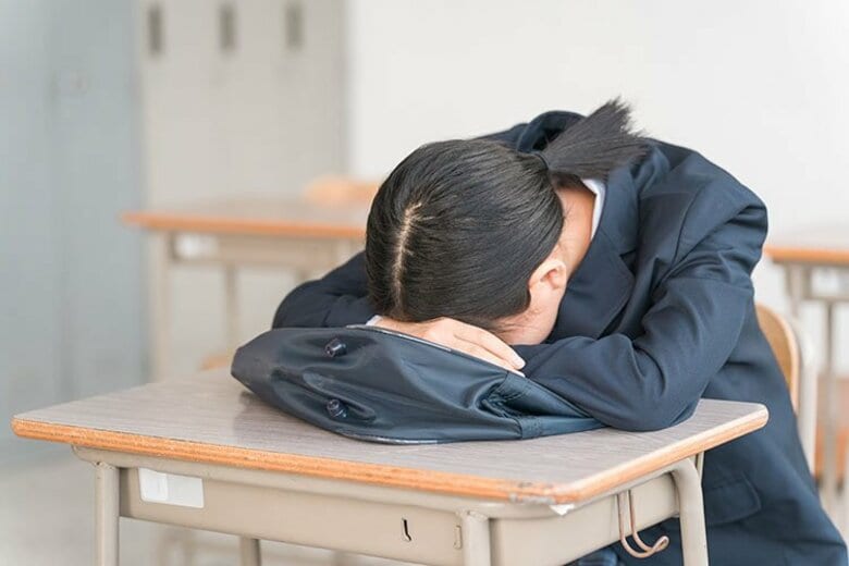 【調査結果】小中学生の約8割が「生理中、学校で困った経験がある」と回答。最多回答は「ナプキンをかえる時間が取れなかった」