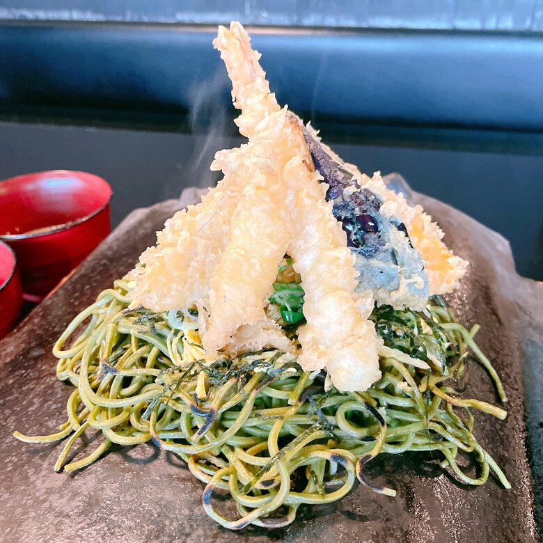 “パリもち食感”の瓦そばと地酒が人気 …名古屋で味わう山口名物 丸の内で20年以上愛される店｜FNNプライムオンライン