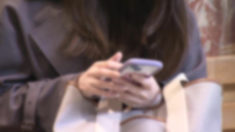 「ゲームでの高額課金」急増 100万円以上使うトラブルも 新学期から子どもにスマホ持たせますか？持たせませんか？中1は7割超所持 トラブル防ぐ「ペアレンタルコントロール機能」と「親子の話し合い」｜FNNプライムオンライン