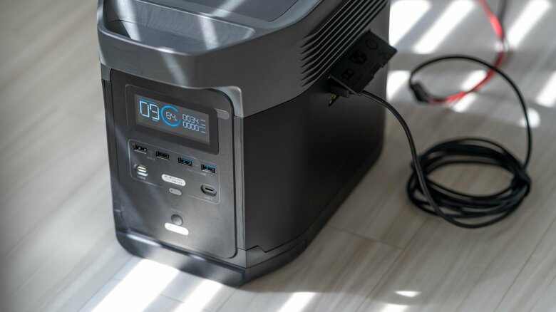 ポータブル電源は防災にも役立つ（画像はイメージ）