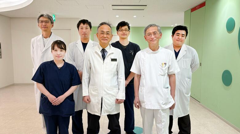 研究チーム（提供：大阪急性期総合医療センター）