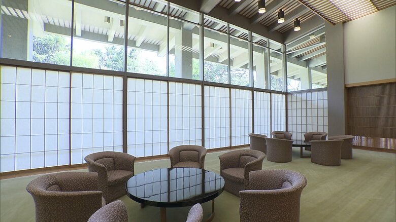 来客など公的行事で使われる部屋の一つ「檜の間」