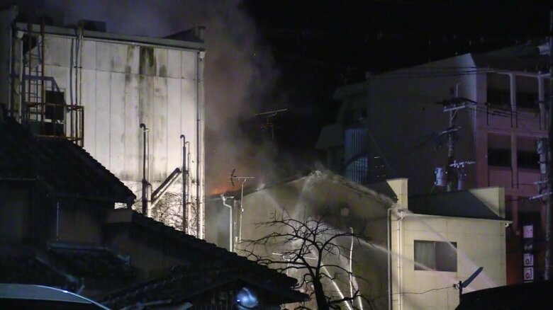 深夜の火災で店が全焼（佐賀市 2023年2月）