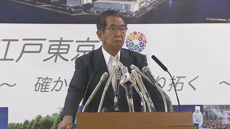 都知事として会見する石原氏