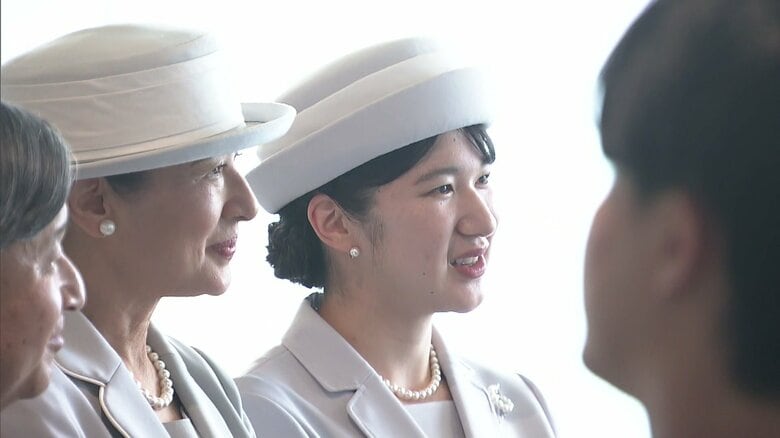 令和7（2025）年6月　沖縄で戦争体験者らと懇談される天皇ご一家