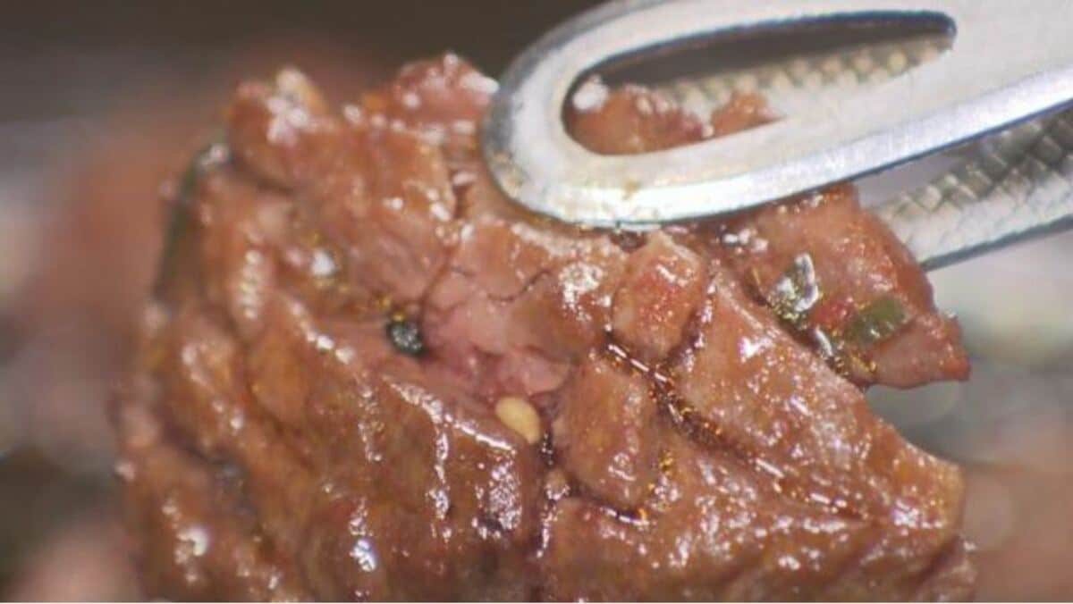 休日3時間待ち！「焼肉食べ放題」“焼肉きんぐ” 人気のワケ 壺漬け