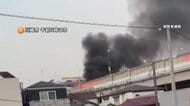 首都高・横羽線下りで車炎上　中央分離帯に衝突　空港西ICから大師IC間で一時通行止め