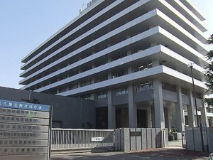 示談成立か…42歳女性への強制わいせつ致傷や10万円等盗んだ疑いで逮捕の「アルペン」元会長 不起訴に