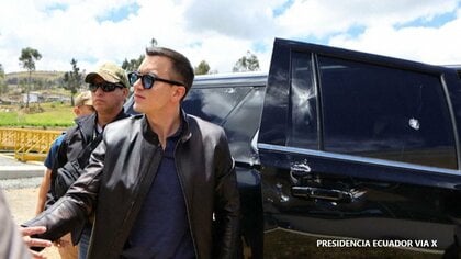 大統領が乗った車の列に住民が投石　テロと暗殺未遂容疑で5人拘束　エクアドル