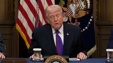 トランプ氏　イラン最高指導者選出に「自らが関与する必要がある」