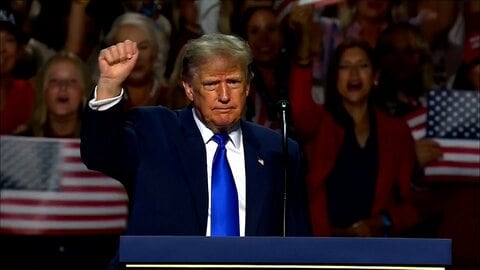 トランプ大統領「共和党勝利で国民に5000ドル」発言　党内からも懐疑的な声　強い危機感浮き彫りに