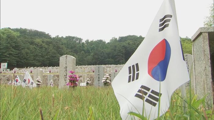 国立ソウル顕忠院。国家の功労者や朝鮮戦争の戦死者など17万人が眠る国立墓地だ。