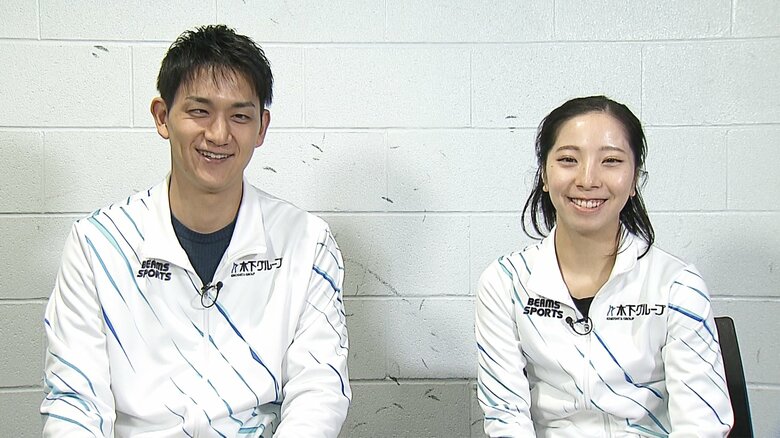 インタビューで「この期間を乗り越えたい」と話した2人