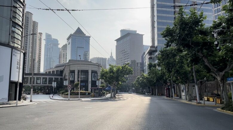 ロックダウンにより街から人がいなくなった上海市（5月25日撮影）