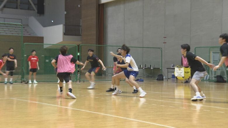 「ゴールデンウルブス福岡」練習風景（福岡市）