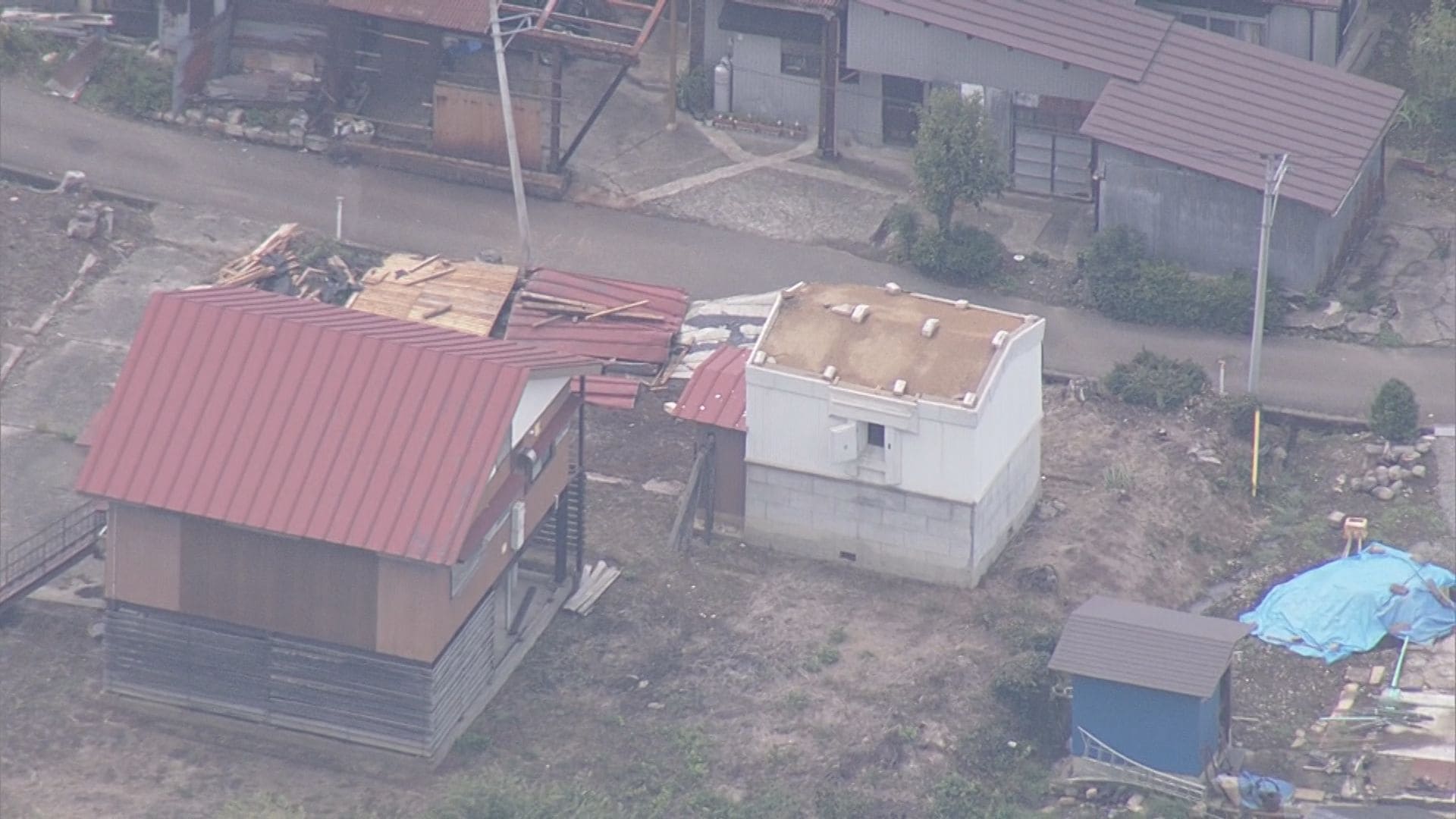 “嵐”から一夜明けるも影響続く…3連休を前に自然科学館は臨時休館 「本当は泣きたいが…」突風被害の上越市では現地調査も 新潟