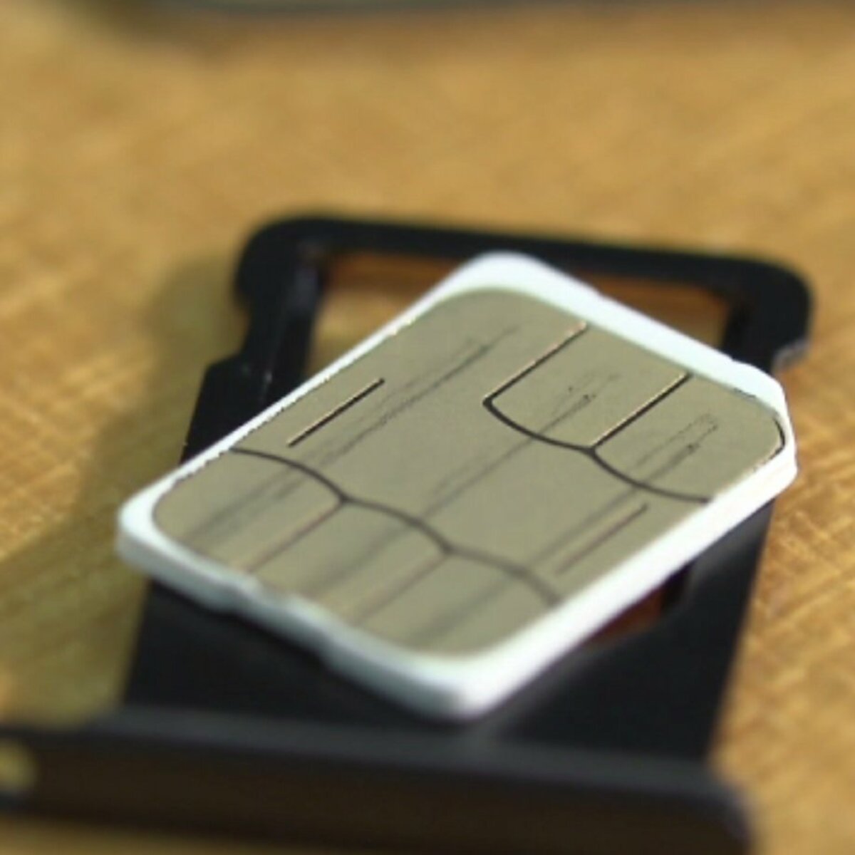 スマホつながらない…」新手の“SIMスワップ詐欺”で1000万被害も ネットバンク不正送金の手口とは【兵庫発】｜FNNプライムオンライン