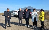 中国代表団が北方領土・択捉島を訪問―観光施設の建設候補地や養魚場などを視察―ウニやナマコに興味―日本政府「ロシアの手続きに沿った北方領土への入域は受け入れられない」