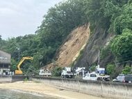 生口島の国道のり面が土砂崩れ　「通行止め」復旧のめど立たず　尾道市因島洲江町