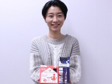 大きな困難を乗り越えて。「やさしい靴下を開発したい」という思いから生まれた着圧ソックス「シェーパーズ・フォー・メン ロングフライトソックス」、「在宅ワークソックス」