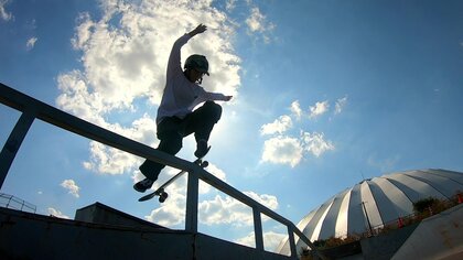 出雲のスケボー少女が全国の舞台へ…技を磨いた“パーク”の老朽化の全面改修望む「直してくれたらもっと上手に」