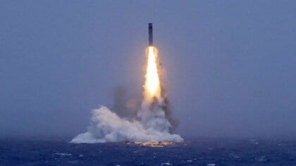 中国軍からの戦略ミサイルは新型「巨浪3」か　射程1万キロ以上　アメリカ本土大部分も圏内