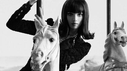 小松菜奈　日本人初の快挙「女性が憧れる女性でいたい」高級ブランドショーの顔に