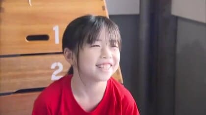 小学２年の全日本トランポリンＪｒ選手権金メダリスト・石坂梨奈さん（横井小）がスゴ技！を披露【岡山】