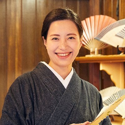 撮影に協力した大西里枝さん