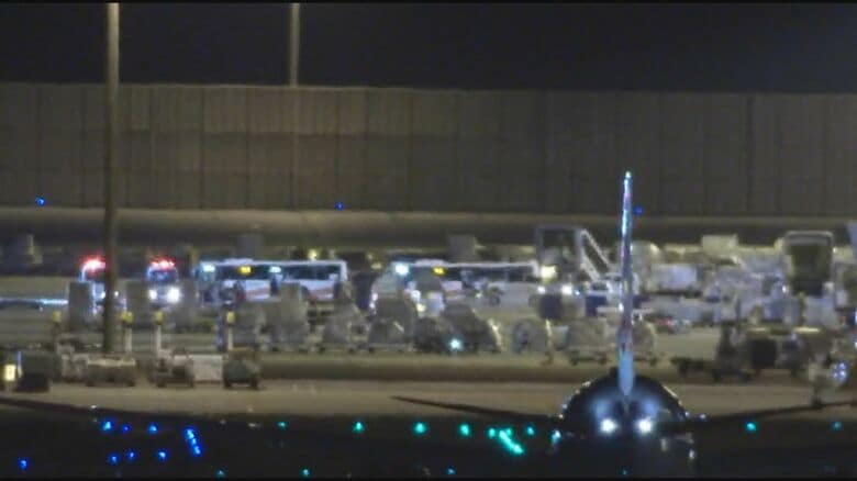 関空にユナイテッド航空機緊急着陸　貨物室に燃焼痕跡なし　事故調「システムの誤作動可能性含め調べる」｜FNNプライムオンライン