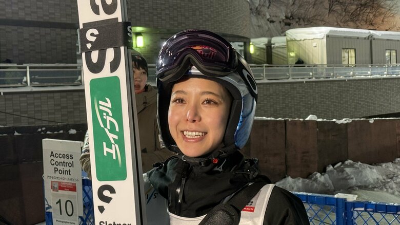 【スキージャンプ】高梨沙羅が“K点越え”を2本そろえるも11位「ビッグジャンプには遠い」…丸山希は逆転優勝を狙うも4位「“足の裏のポジション”を迷った」｜FNNプライムオンライン