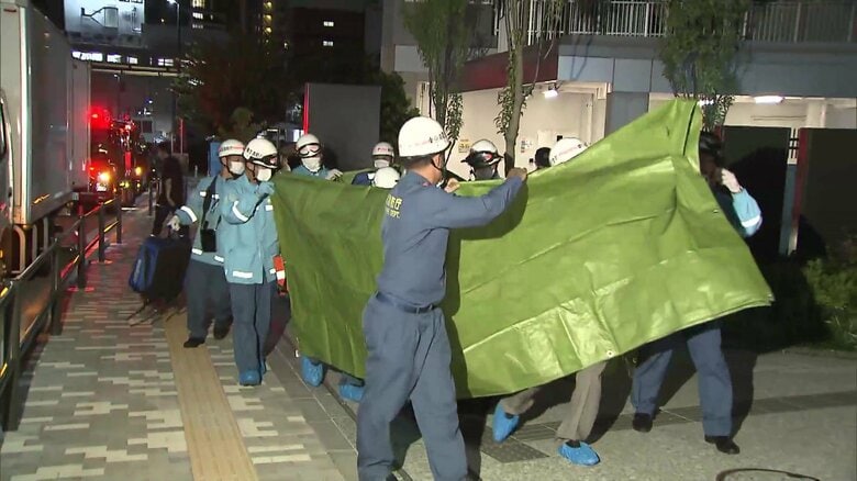 タワマンで交際相手に刺され男性死亡「ハサミ持ったら言うこと聞くと…」男性の首ハサミで刺した女（25）現行犯逮捕　東京・中野区｜FNNプライムオンライン