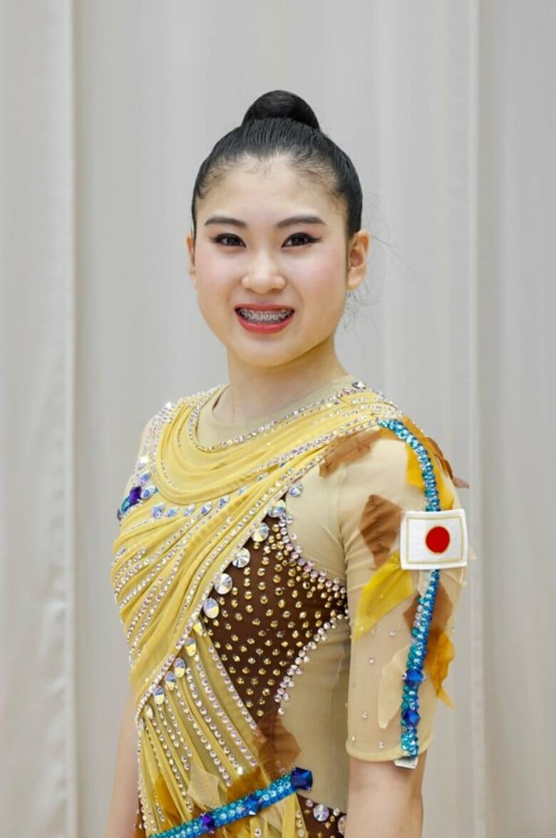 新体操世界選手権で香川県勢初のメダル…団体総合「金」観音寺総合高１年・三好初音選手ら６人快挙【香川】｜FNNプライムオンライン