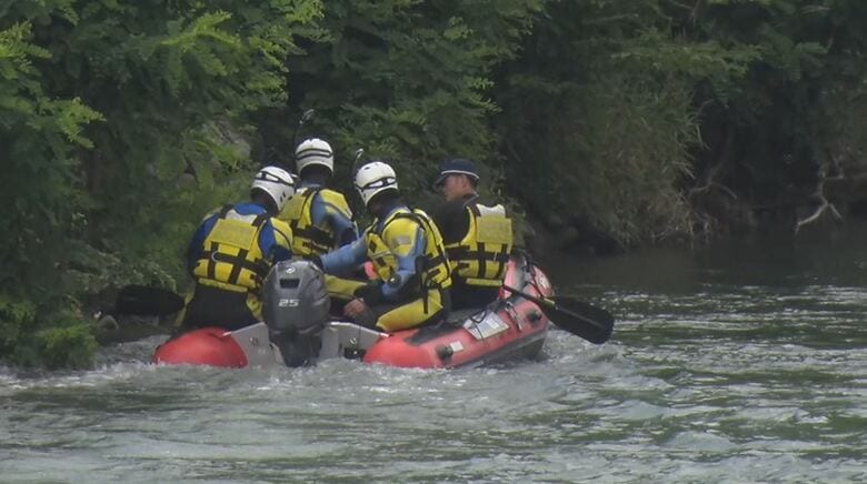 行方不明の男性を捜索　