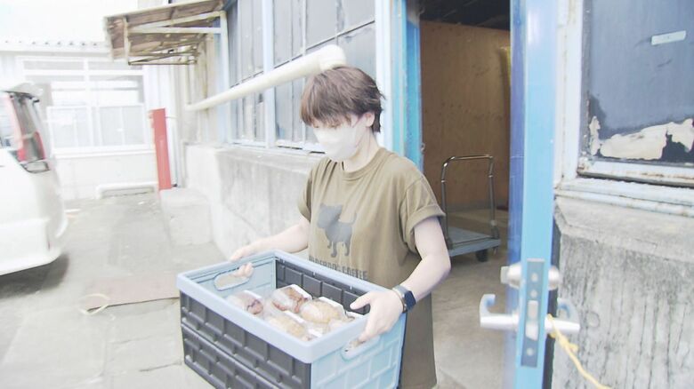 仲卸市場店で販売しきれなかったものを仙台の店へ