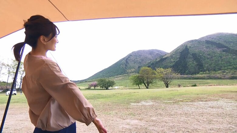 目の前にそびえ立つ三瓶山