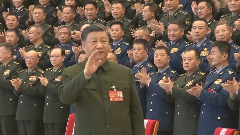 習主席は軍の会議にも出席　軍拡を進めている