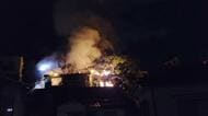 「バチバチっていう音が」　呉市の空き家が全焼する火事　発生から一夜明け鎮火　けが人なし　広島
