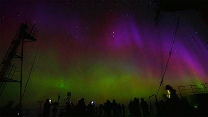 取材班がオーロラの撮影に成功　南極プロジェクト