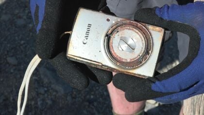 【知床の観光船沈没事故】2年後に発見された乗客の＂デジタルカメラ＂ データを復元…＂乗船中＂の写真も 乗客家族「奇跡だ」